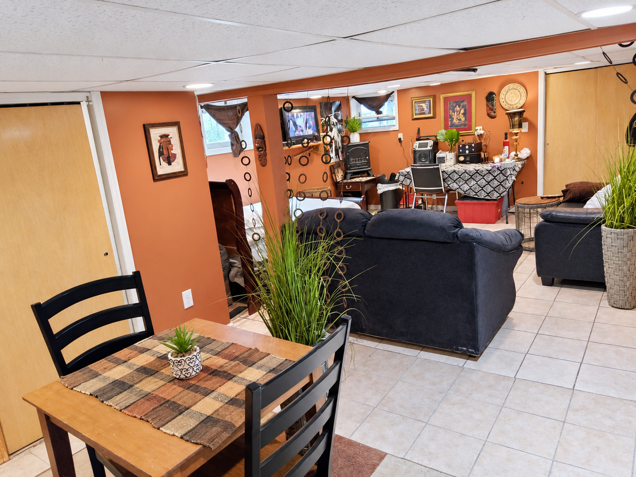 645 Saint George Ave #B - Photo 3 of 14
