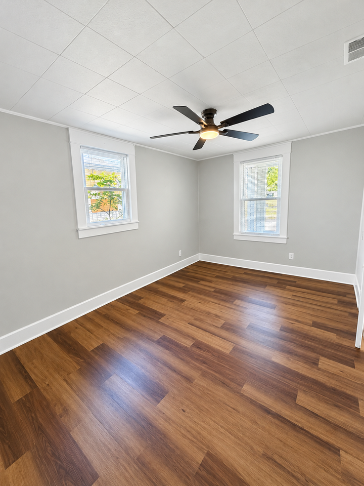 1012 Winkler Ave #1 - Photo 6 of 19