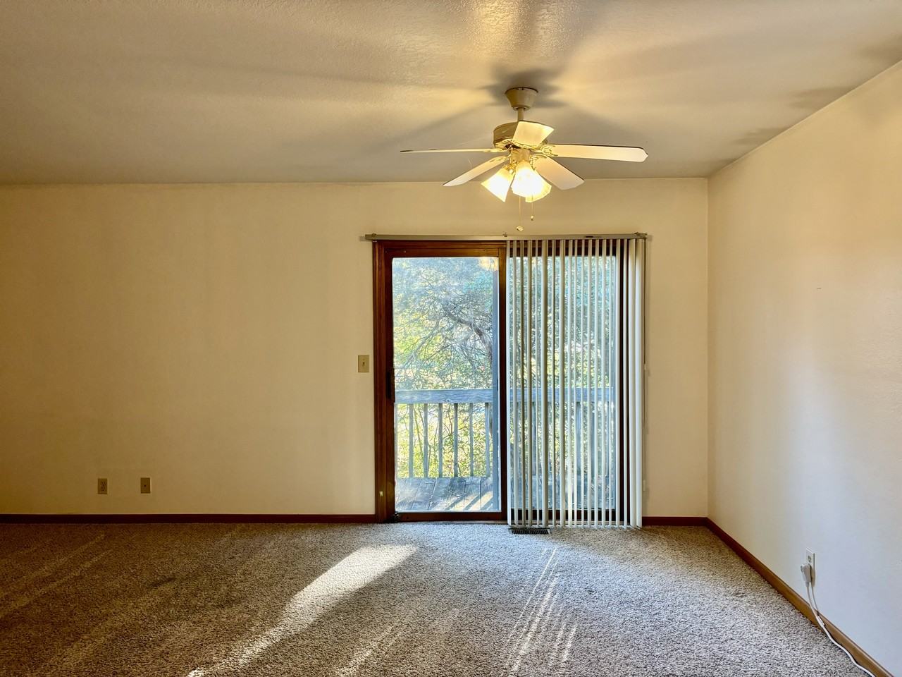 2696 Kragspough Ct #2696 - Photo 2 of 13