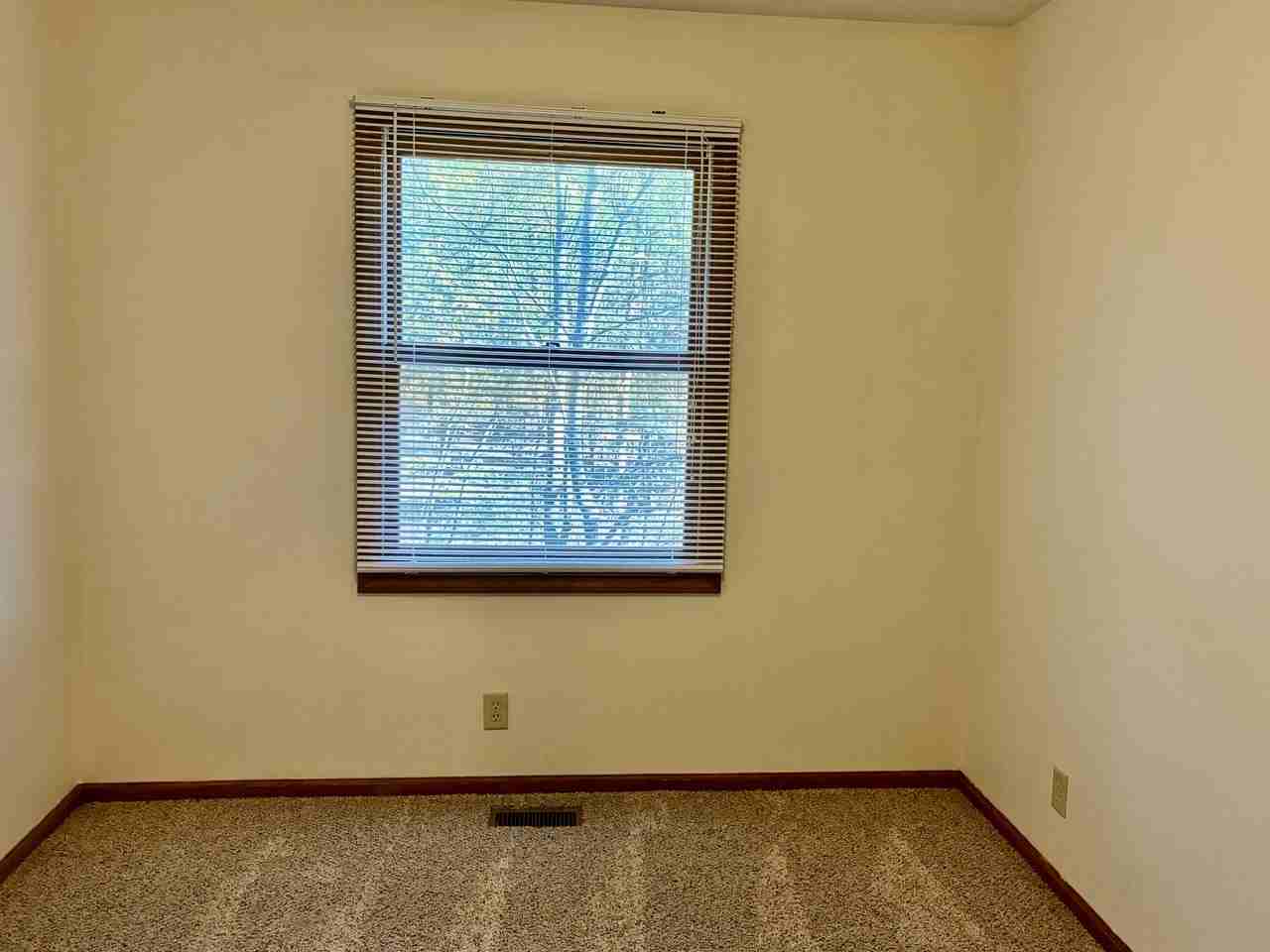 2696 Kragspough Ct #2696 - Photo 6 of 13