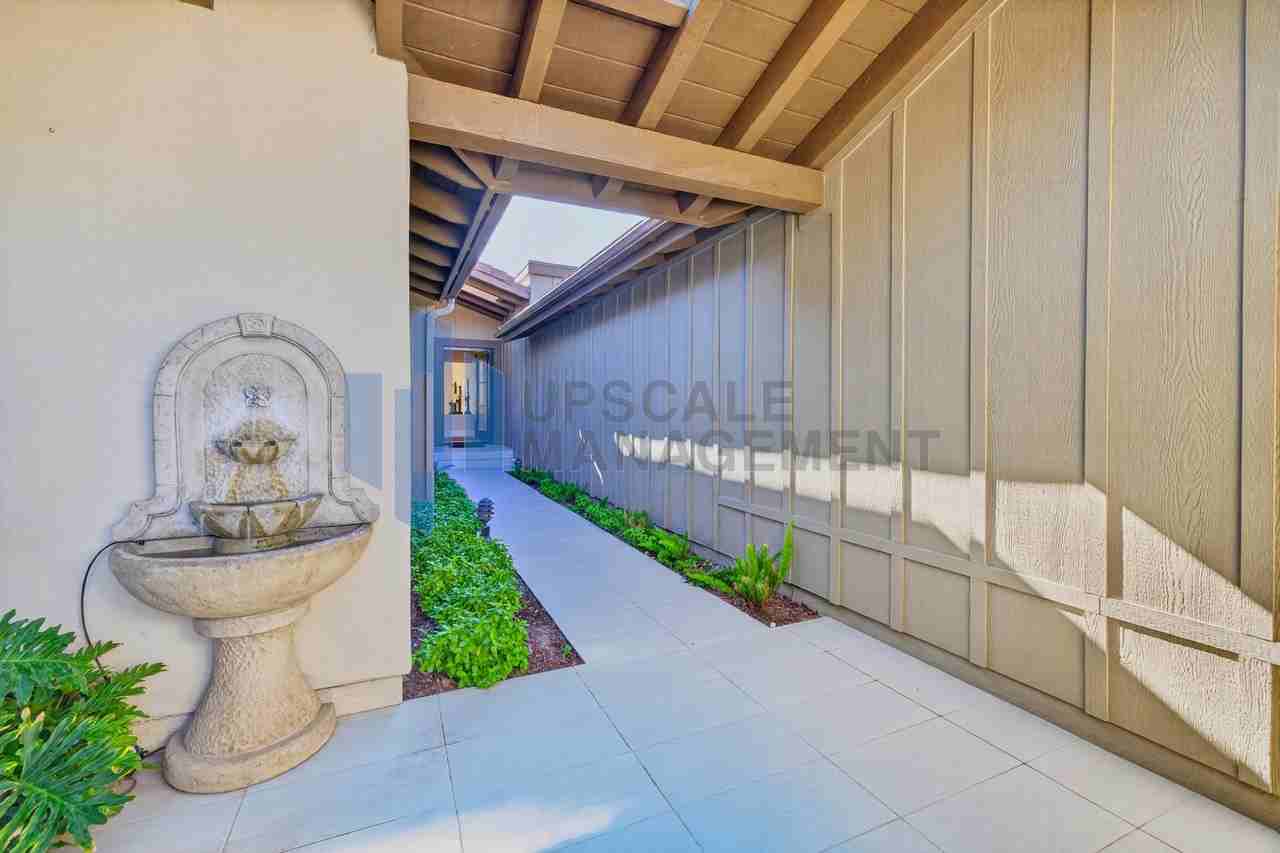 207 Bouquet Canyon Dr #1 - Photo 4 of 37