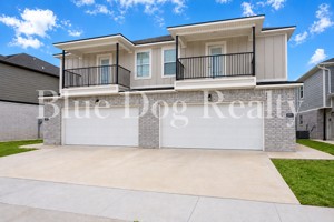 featured image of 4235 W Santa Fe St