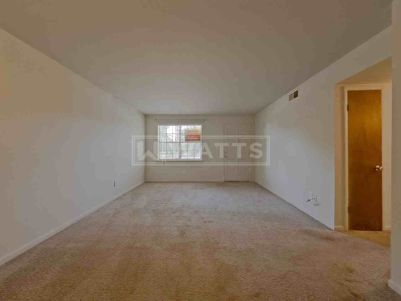 ROEBUCK VILLA APARTMENTS - Photo 6 of 39