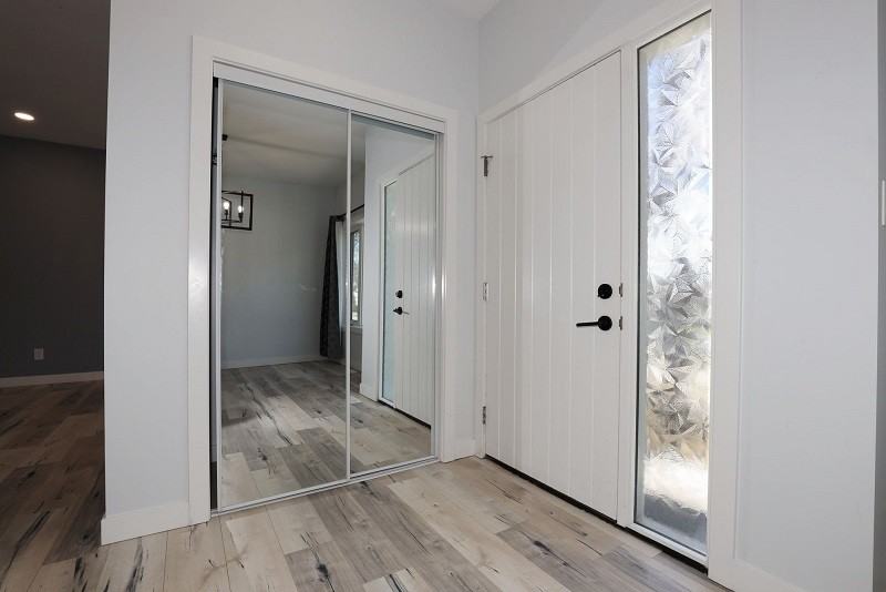 457 Bedson St - Photo 4 of 27
