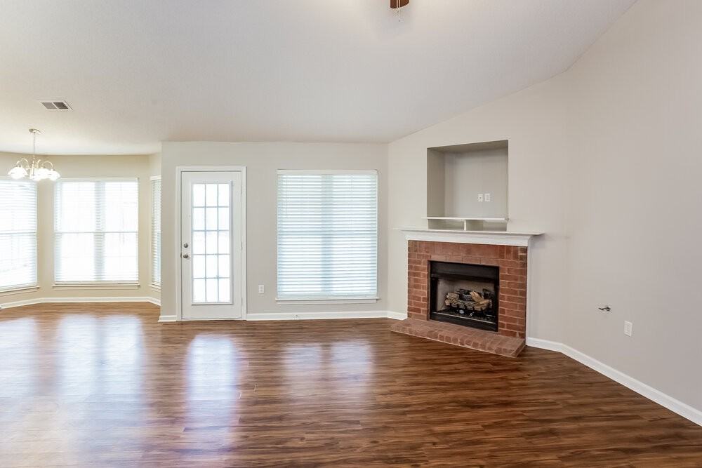 7912 Jane Ayre Dr - Photo 3 of 15