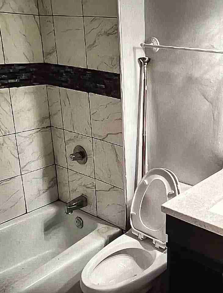 655 Jeffery Avenue - Photo 4 of 7