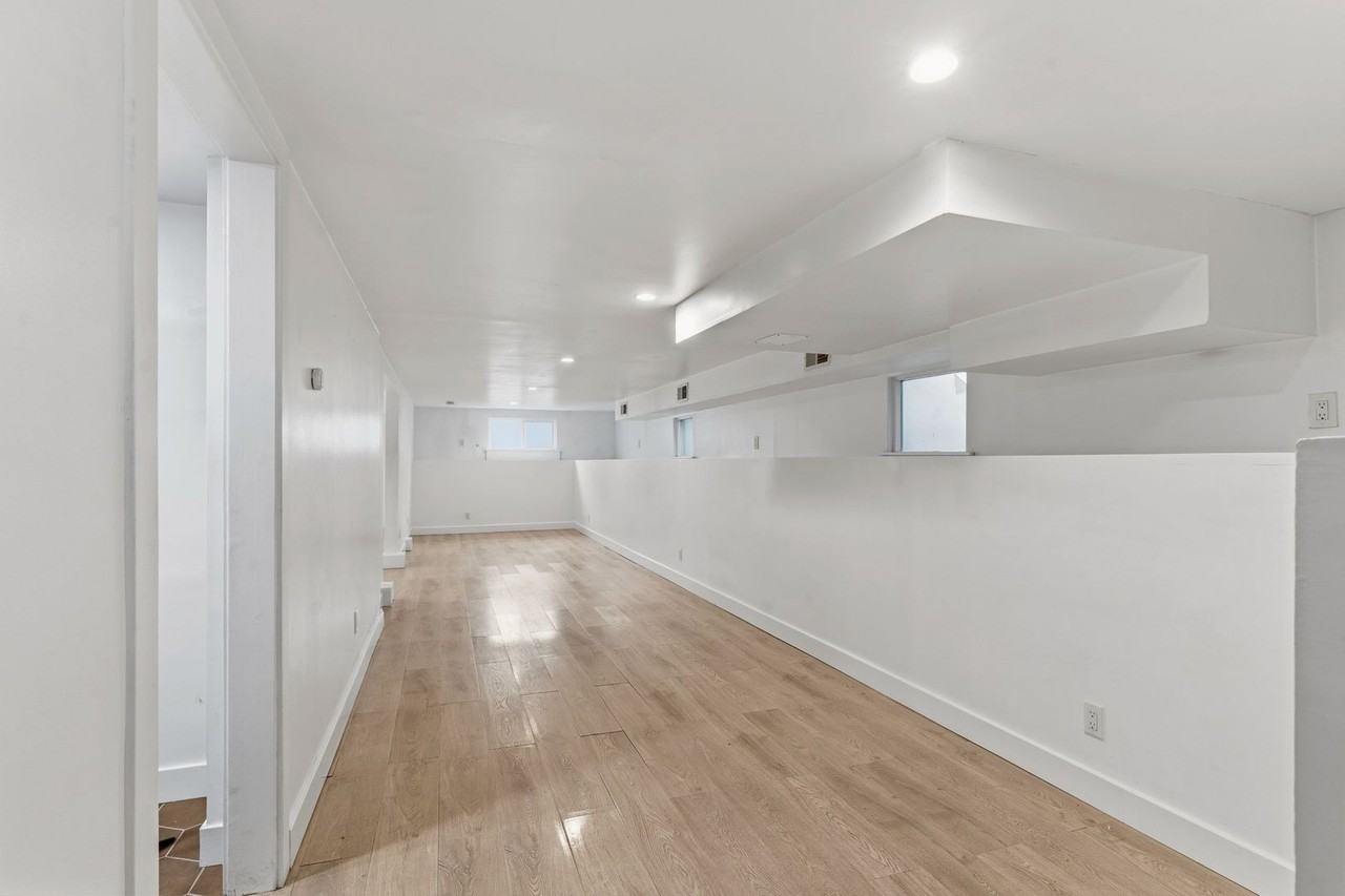 154 Harlan St - Photo 6 of 17