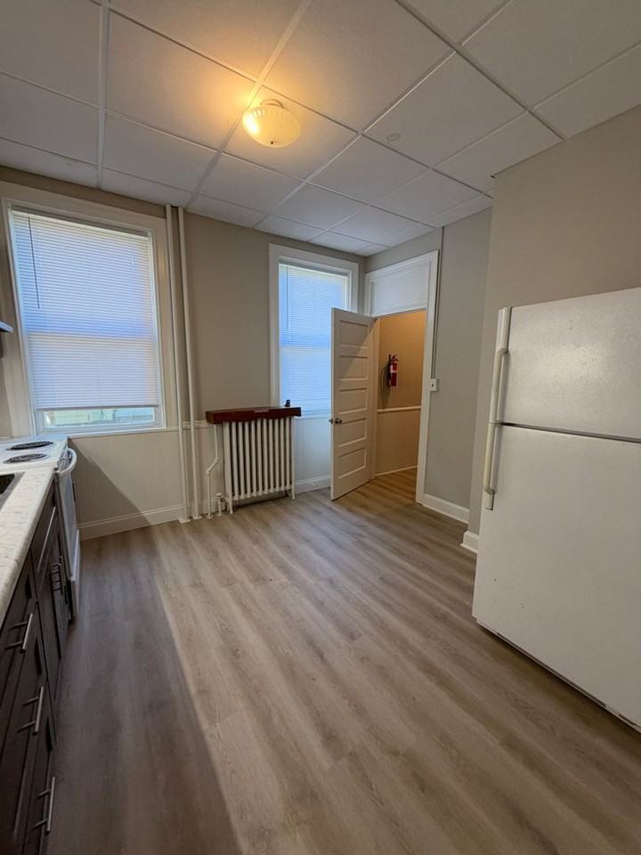 1531 Jefferson St - Photo 5 of 27