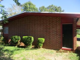 featured image of 1904 S Riverview Cir