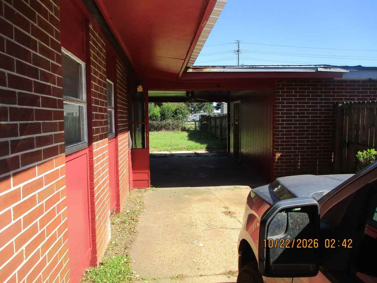 1904 S Riverview Cir - Photo 2 of 10