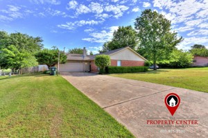 featured image of 409 Delia St