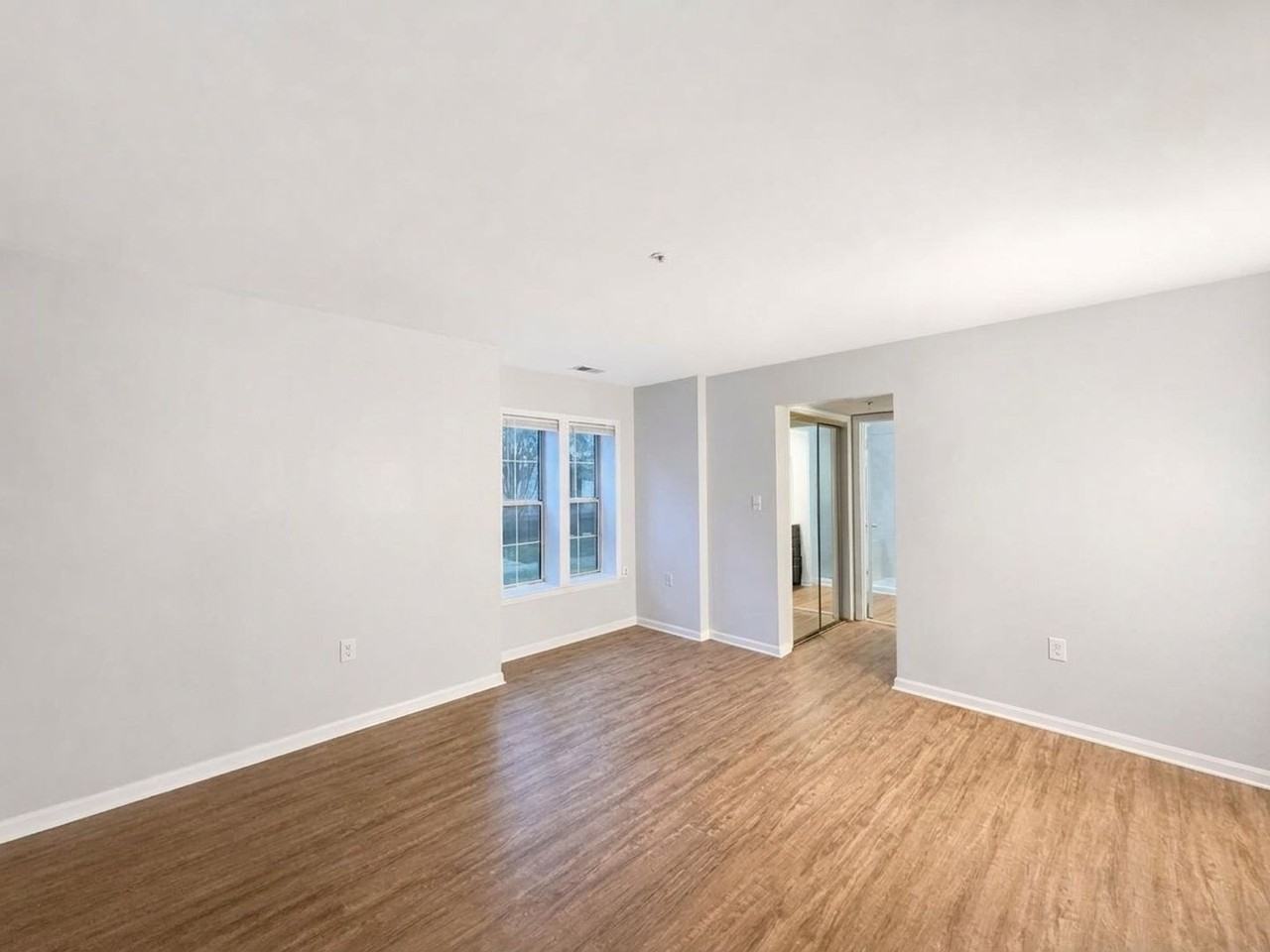 14231 Jib St - Photo 3 of 17