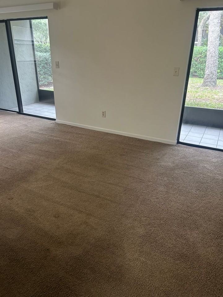 1 Veronese Ct - Photo 4 of 14