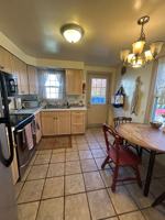 featured image of 892 N Allen St
