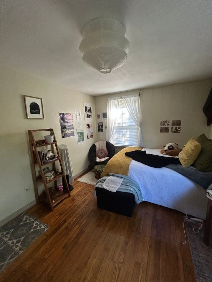 892 N Allen St - Photo 7 of 12