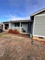 featured image of 515 E Everett Ave