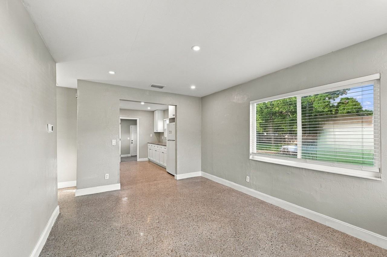4694 16th Ave S - Photo 4 of 23