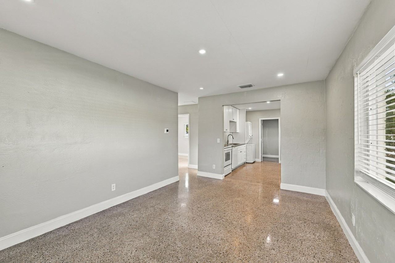 4694 16th Ave S - Photo 5 of 23