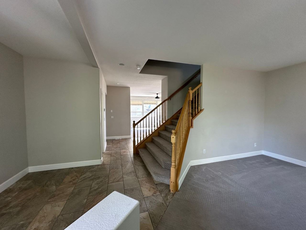 2310 Madrid Dr - Photo 4 of 39