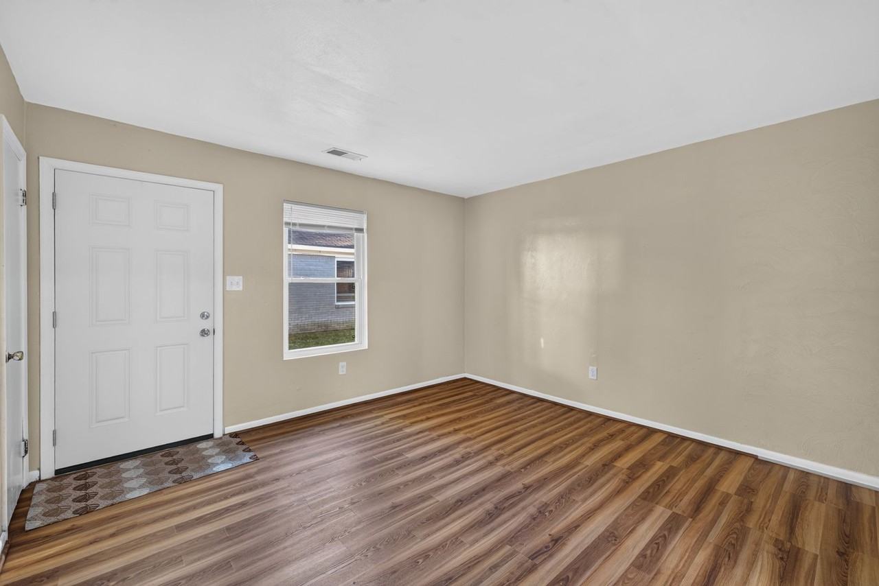 110 110 S Corwood Avenue - S. Corwood - 112 #112 - Photo 4 of 22