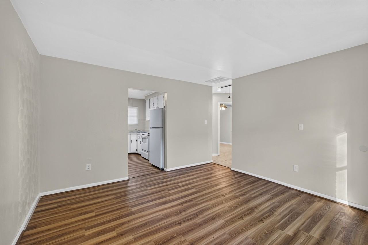 110 110 S Corwood Avenue - S. Corwood - 112 #112 - Photo 6 of 22
