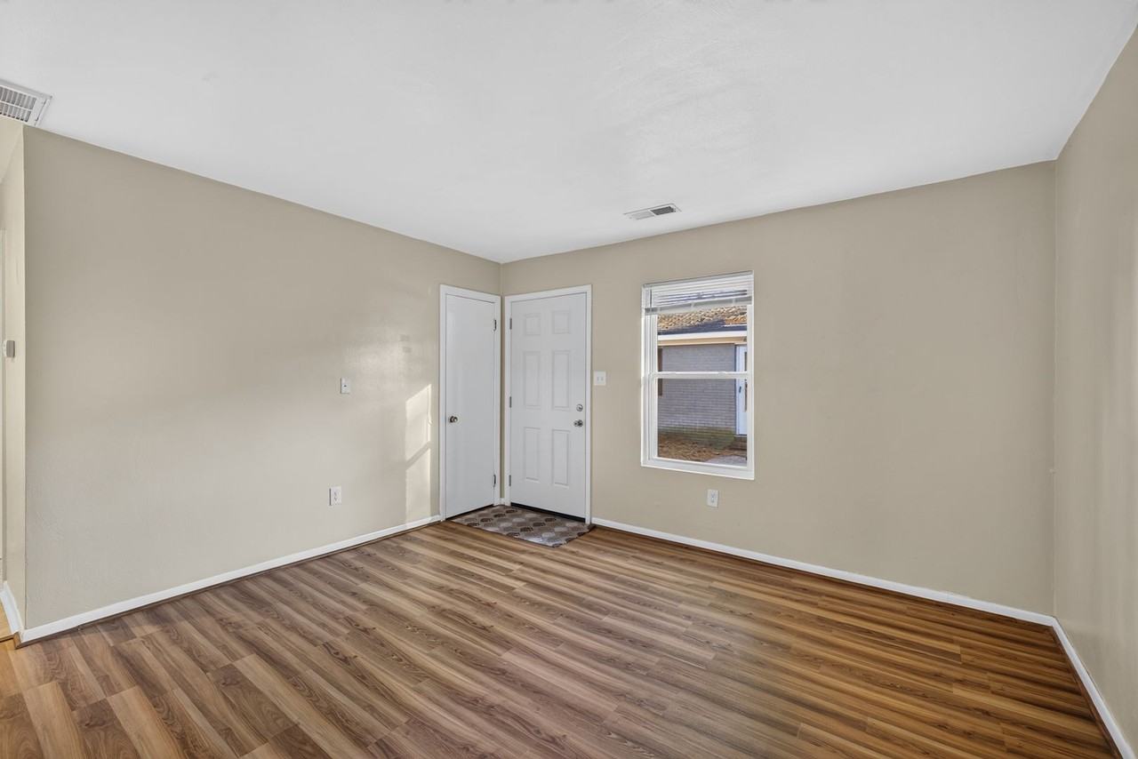 110 110 S Corwood Avenue - S. Corwood - 112 #112 - Photo 7 of 22