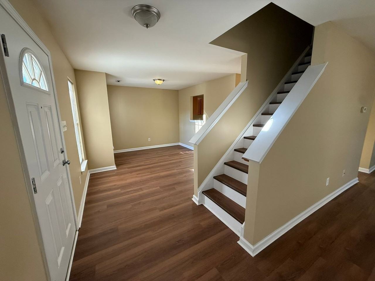 1517 Essexwood Dr - Photo 3 of 31