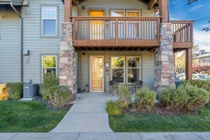 featured image of 1590 Redstone Ave #A