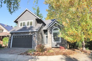 featured image of 9583 Nw Randall Ln