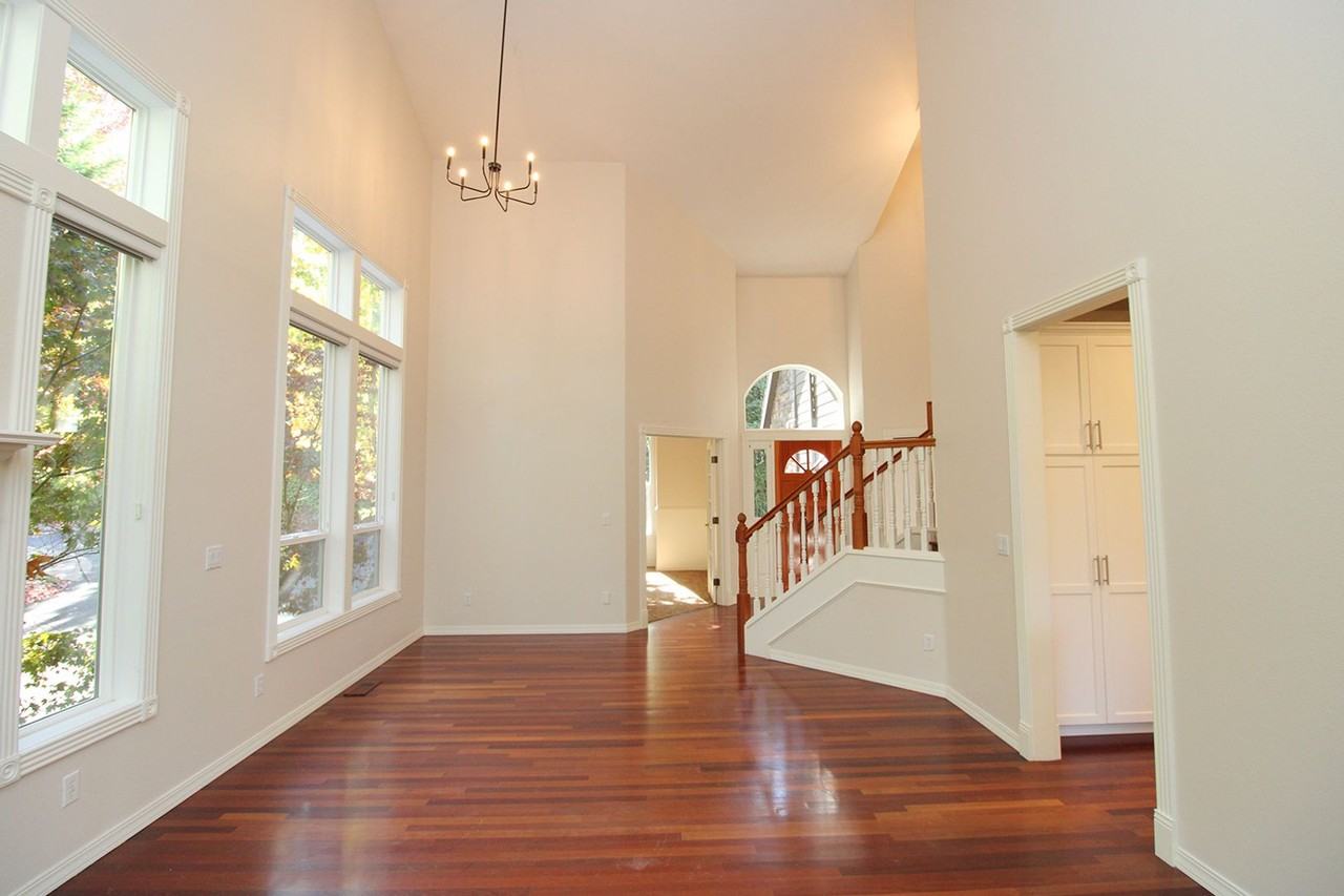 9583 Nw Randall Ln - Photo 4 of 35