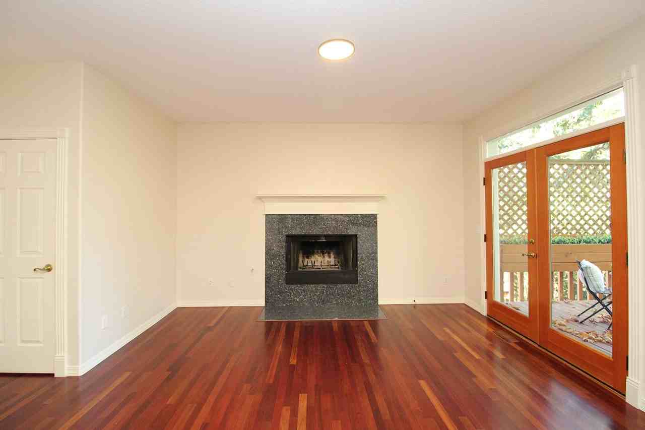 9583 Nw Randall Ln - Photo 7 of 35