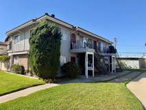 Los Alamitos 2 Bedroom, 1 Bath with a 1 car Garage! - Photo 1 of 1