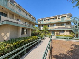 featured image of 1075 N Olive St