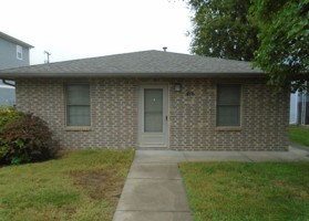 featured image of 416 W 5th St