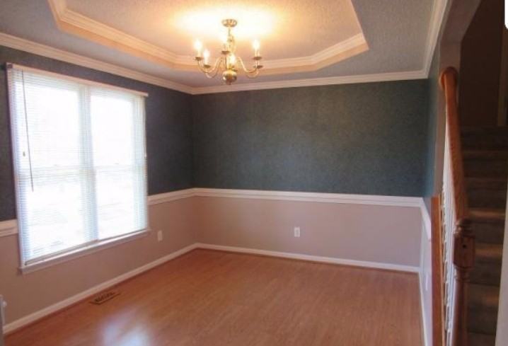 124 Cliffdale Ct - Photo 3 of 16