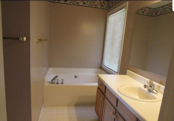 124 Cliffdale Ct - Photo 7 of 16