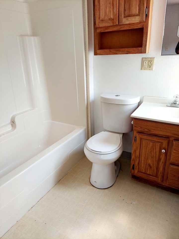 533 S Jackson St - Photo 4 of 14