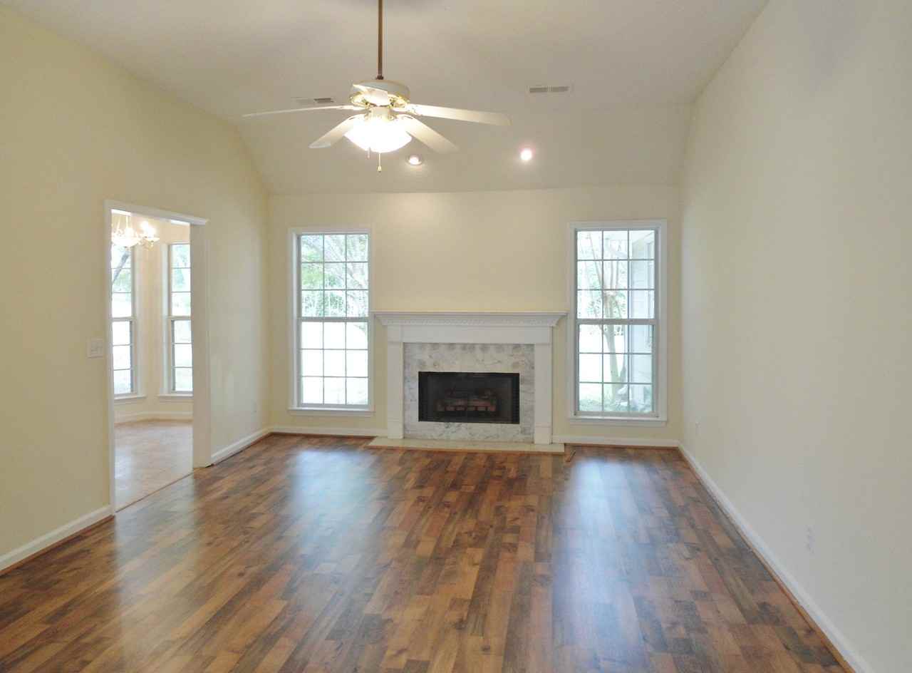 116 Squire Dr - Photo 4 of 15