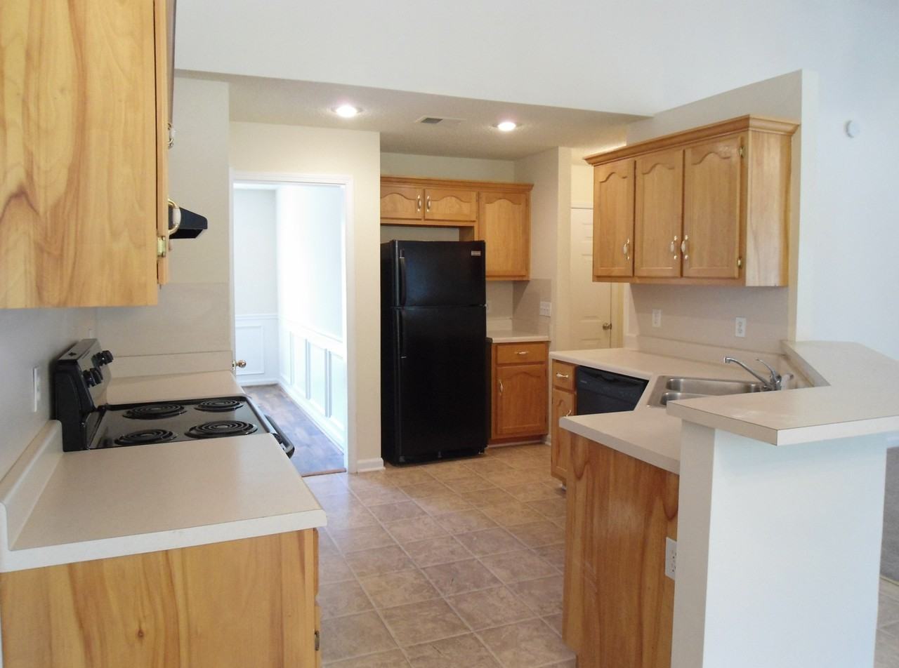 116 Squire Dr - Photo 6 of 15