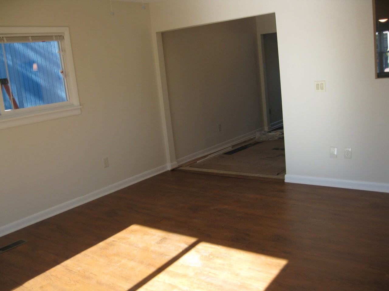 427 Hunlac Ave - Photo 4 of 13