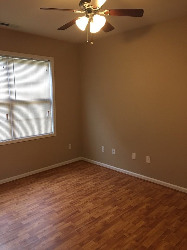 107 Saddlebrook Ln - Photo 6 of 18