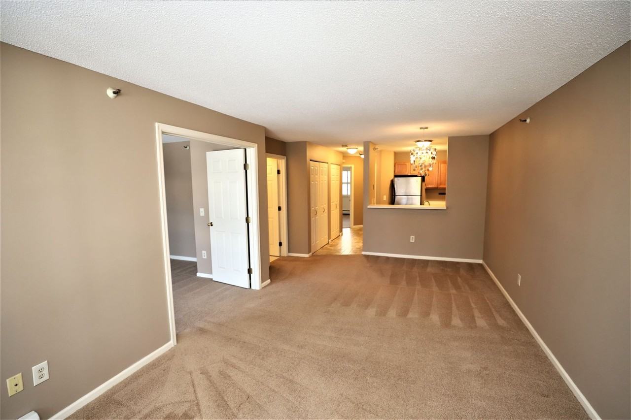 7635 Edinborough Way - Photo 7 of 23