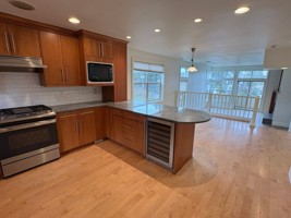 featured image of 15 W Dravus St
