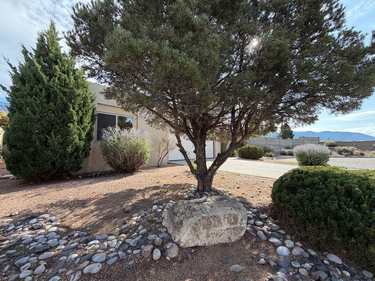 12606 Colony Pl Ne - Photo 2 of 33