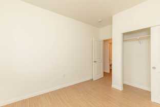 327 Plaza Dr Ste 1b - Photo 1 of 1
