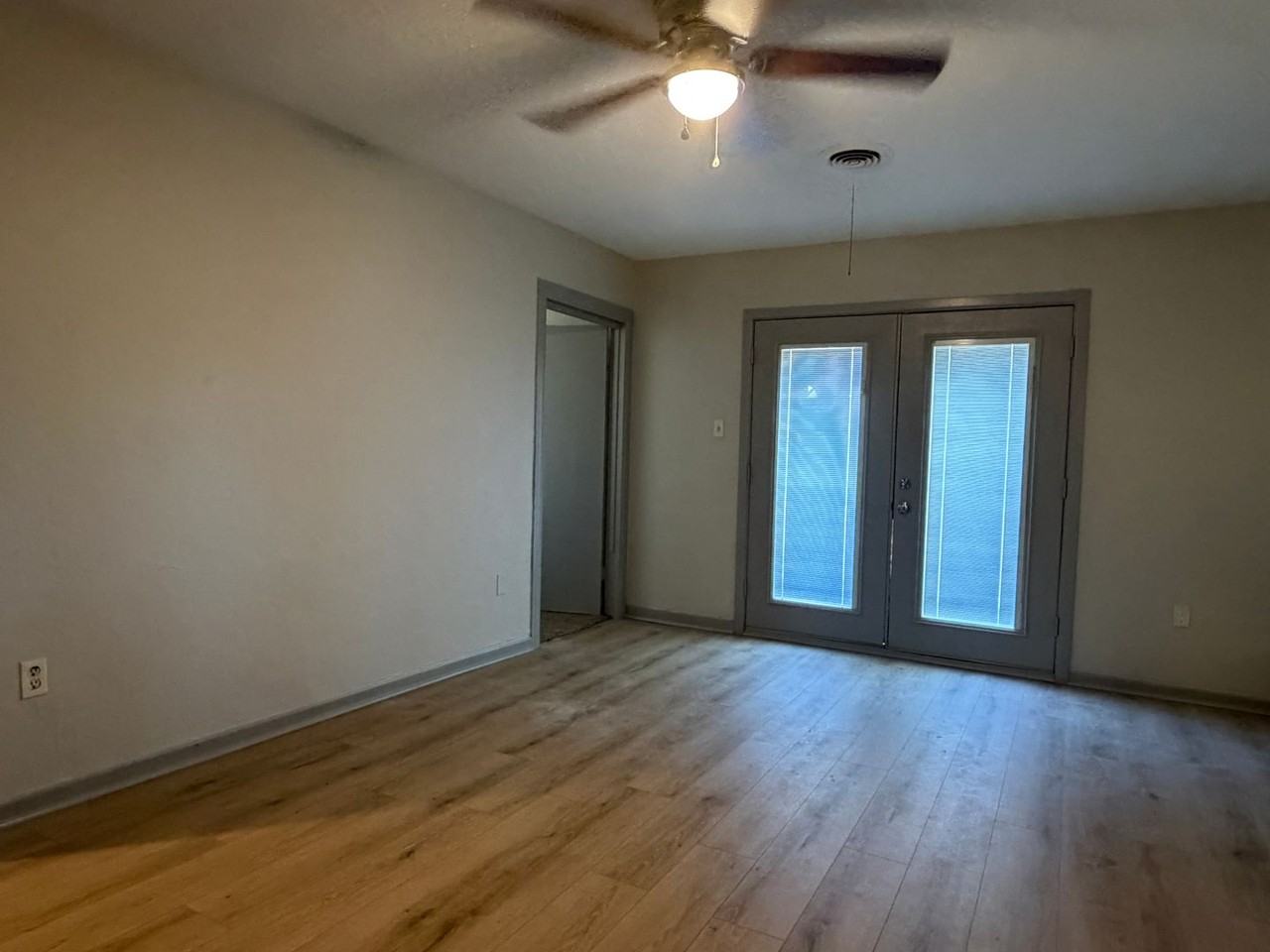 1011 Se Alta Ln - Photo 4 of 7