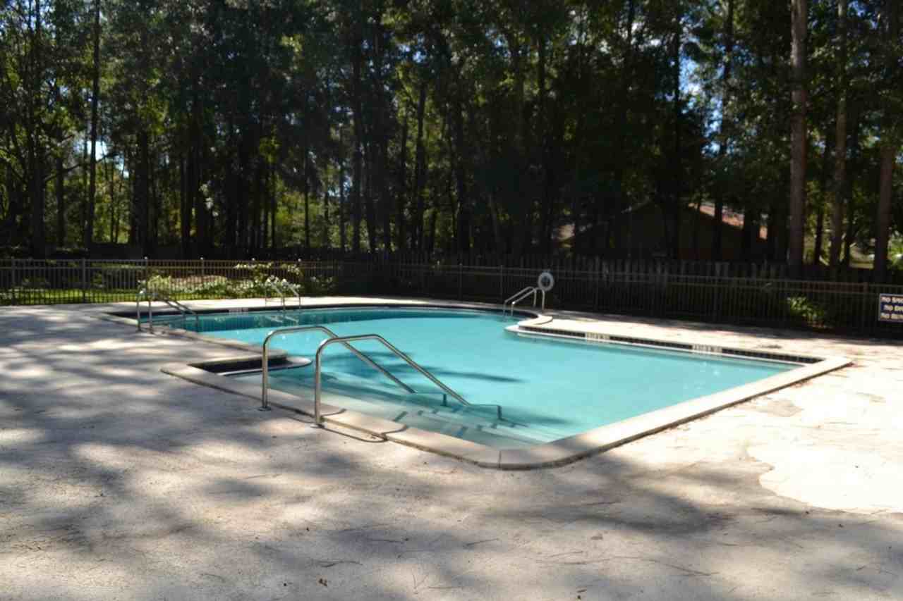 3955 Nw 23rd Cir - Photo 3 of 35