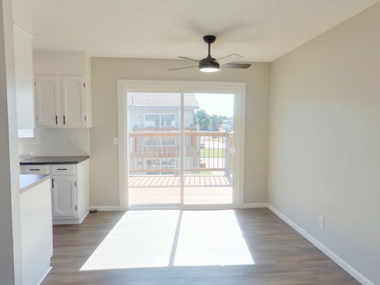 254 N Acadia Ave #4 - Photo 4 of 11