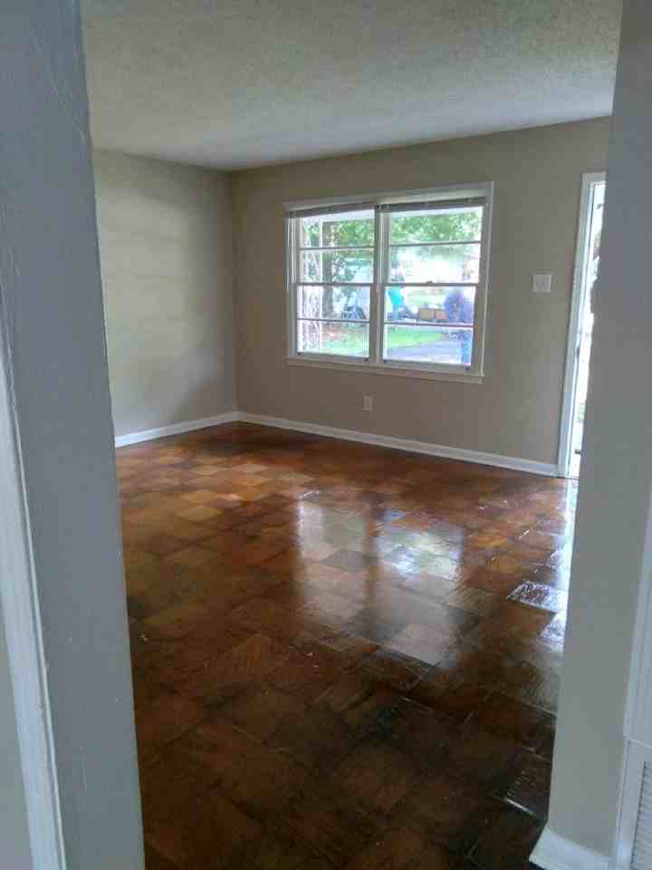 704 Deauville Dr - Photo 7 of 15