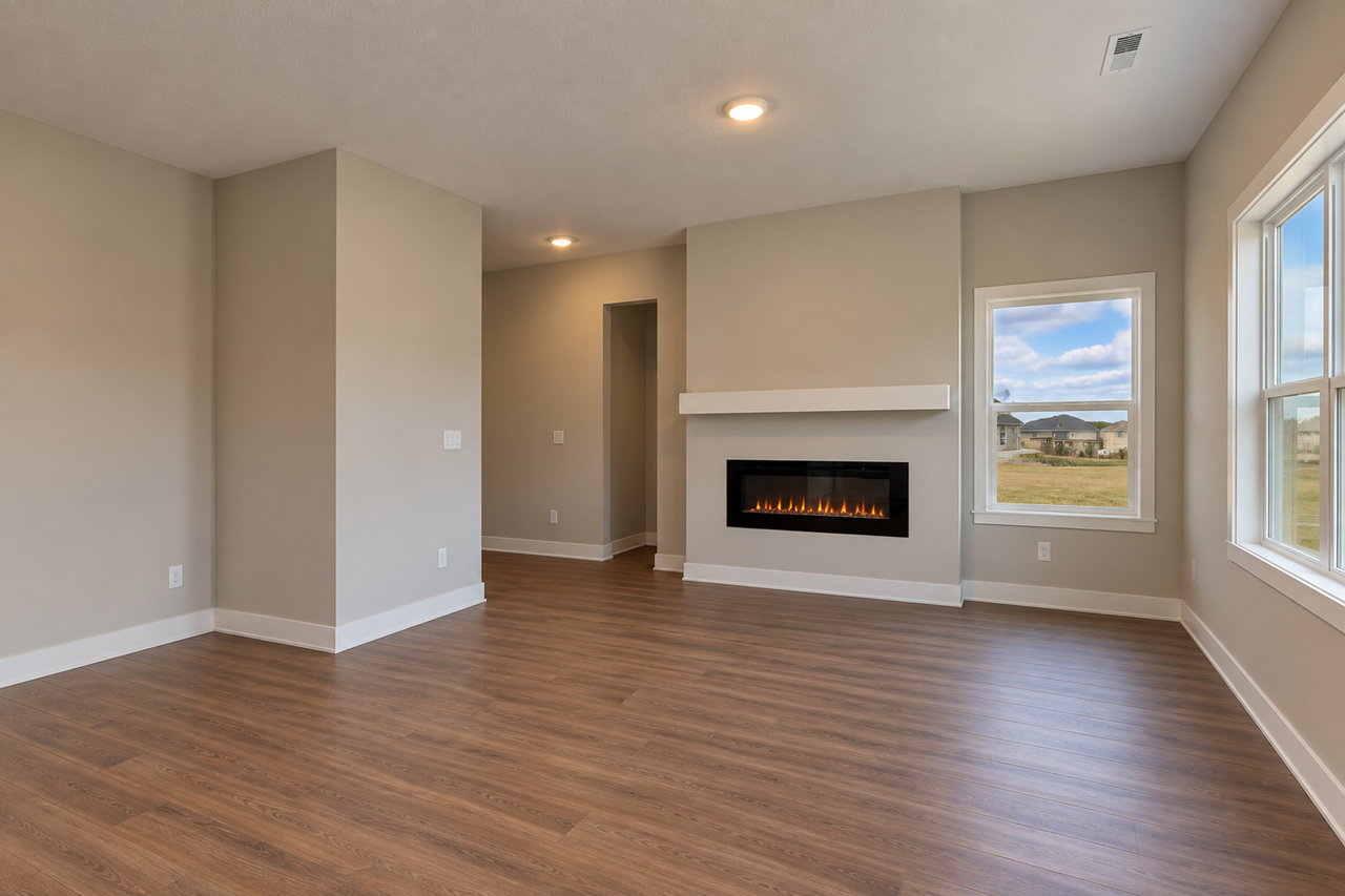 1052 Maywood Ln - Photo 6 of 38